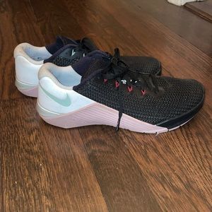 Nike metcons women’s